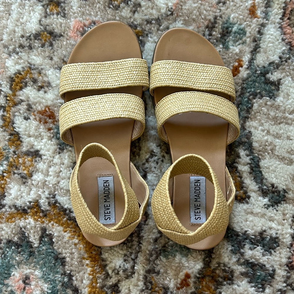 Steve Madden Effie sandals